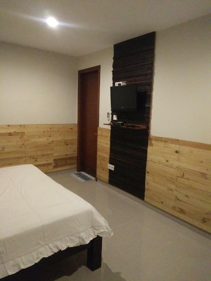 Made House Homestay And Dormitory サヌール 外观 照片
